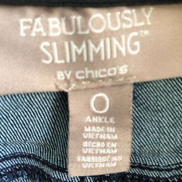Chico's, Fabulously Slimming Sz 0 Dark Blue Jeans - Picture 2 of 8
